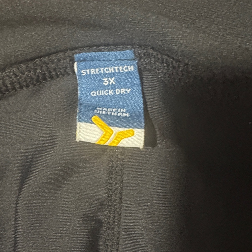 Old Navy Quickdry Pleated Skort - Picture 3 of 3
